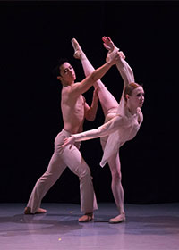 Dancers: Kaleena Burks, Liang Fu Photography: Steve Wilson